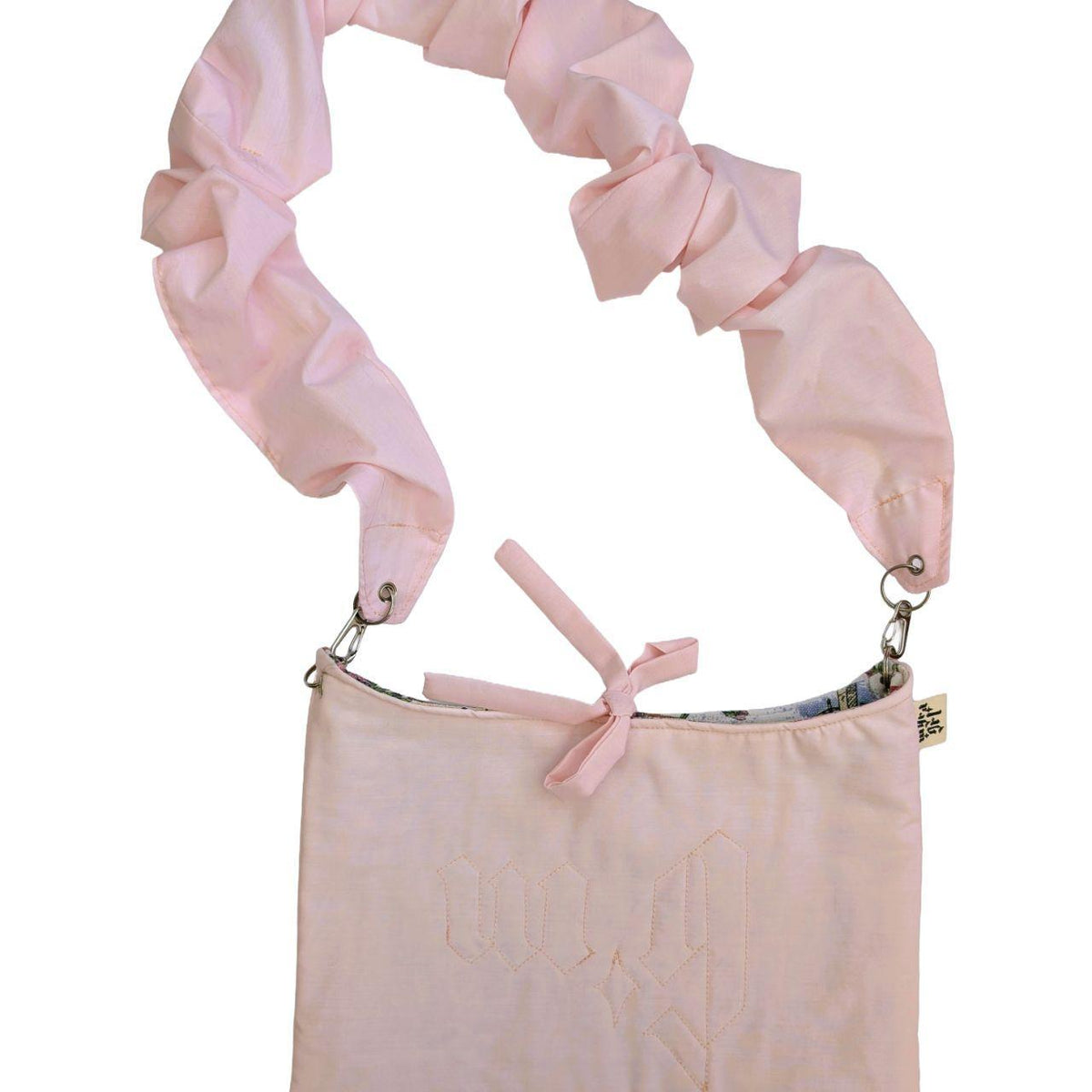 SCRUNCH BAG // shell pink